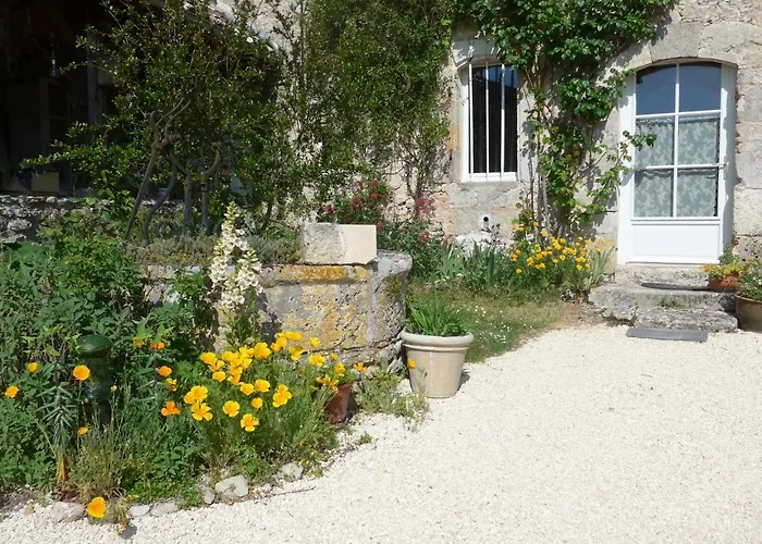 Chateau Barayre - Beautiful 12th Century Castle With Pool And Large Garden *