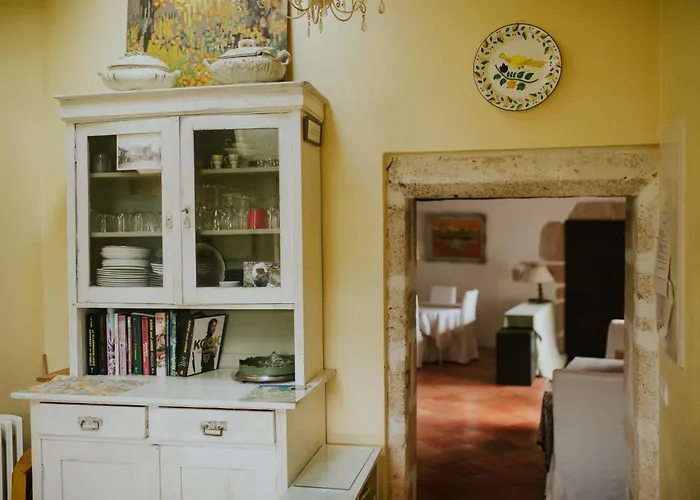 Hébergement de vacances Chateau Barayre - Beautiful 12th Century Castle With Pool And Large Garden